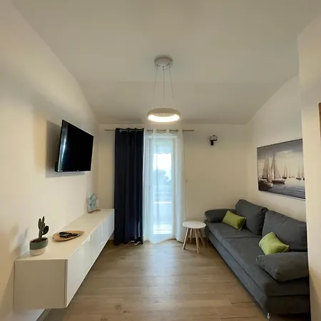 Apartment Topic - Promajna
